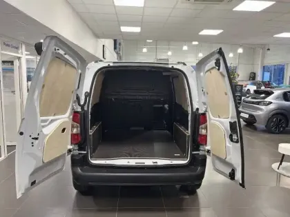 Photo 5 Peugeot Partner  FOURGON M DIESEL 100 CH MANUELLE