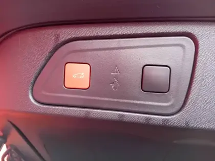 Photo 11 Citroën C5 aircross  Hybride Rechargeable 225 e-EAT8