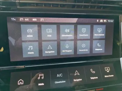 Photo 18 Peugeot 308  PureTech 130ch S&S BVM6