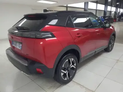 Photo 5 Peugeot 2008  PureTech 130 S&S EAT8