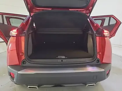 Photo 28 Peugeot 2008  PureTech 130 S&S EAT8