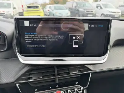 Photo 54 Peugeot 2008  Hybrid 145 e-DCS6