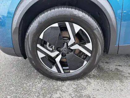 Photo 12 Peugeot 2008  Hybrid 145 e-DCS6