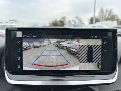 Photo 57 Peugeot 2008  Hybrid 145 e-DCS6