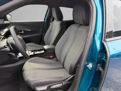 Photo 10 Peugeot 2008  Hybrid 145 e-DCS6