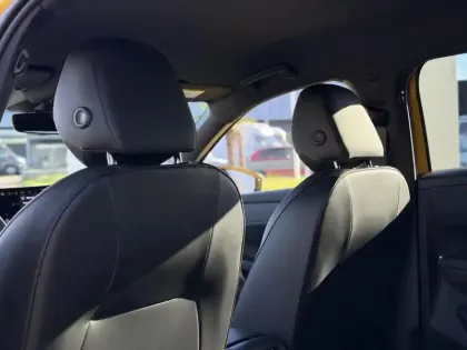 Photo 17 Volkswagen T-roc  1.5 eTSI EVO2 Hybrid 150 ch DSG7