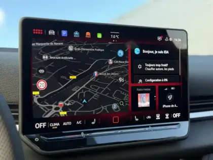 Photo 33 Volkswagen T-roc  1.5 eTSI EVO2 Hybrid 150 ch DSG7