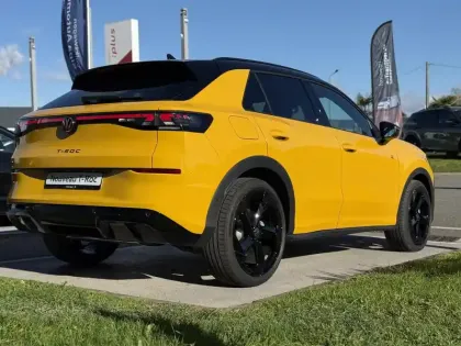 Photo 10 Volkswagen T-roc  1.5 eTSI EVO2 Hybrid 150 ch DSG7