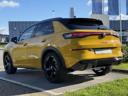Photo 5 Volkswagen T-roc  1.5 eTSI EVO2 Hybrid 150 ch DSG7