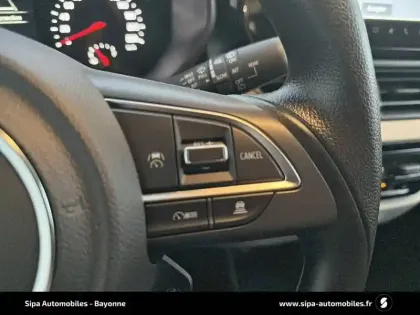 Photo 18 Suzuki Swift  1.2 Dualjet Hybrid