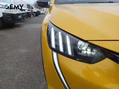 Photo 19 Peugeot 208  PureTech 100 S&S BVM6