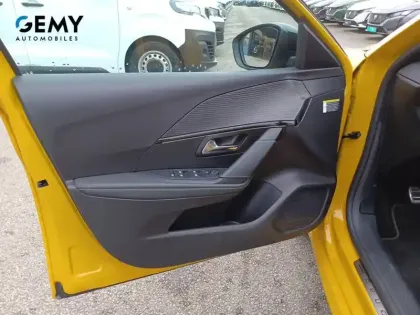 Photo 11 Peugeot 208  PureTech 100 S&S BVM6