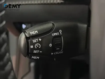 Photo 11 Peugeot 208  Hybrid 110 e-DCS6