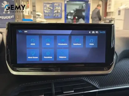 Photo 12 Peugeot 208  Hybrid 110 e-DCS6