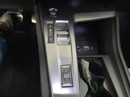 Photo 13 Peugeot 308  SW PureTech 130ch S&S EAT8