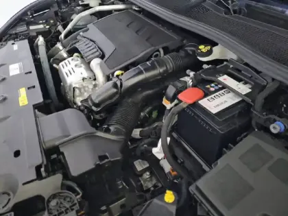 Photo 37 Peugeot 308  SW PureTech 130ch S&S EAT8