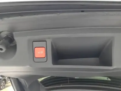 Photo 22 Peugeot 308  SW PureTech 130ch S&S EAT8