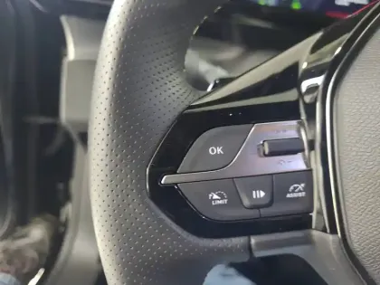 Photo 16 Peugeot 308  SW PureTech 130ch S&S EAT8