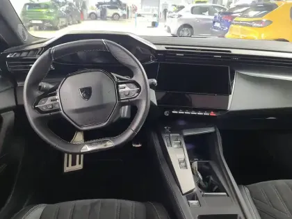 Photo 8 Peugeot 308  SW PureTech 130ch S&S EAT8