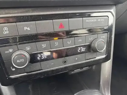 Photo 17 Volkswagen T-cross  1.0 TSI 115 Start/Stop DSG7