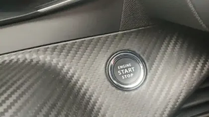 Photo 29 Peugeot 208  Electrique 50 kWh 136ch