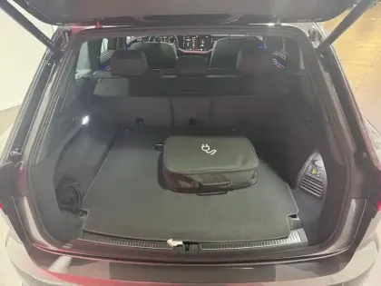 Photo 16 Volkswagen Touareg  3.0 V6 eHybrid 462 ch Tiptronic 8 4Motion