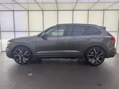 Photo 3 Volkswagen Touareg  3.0 V6 eHybrid 462 ch Tiptronic 8 4Motion