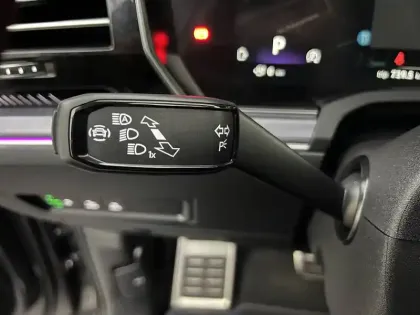 Photo 73 Volkswagen Touareg  3.0 V6 eHybrid 462 ch Tiptronic 8 4Motion