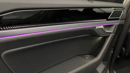 Photo 207 Volkswagen Touareg  3.0 V6 eHybrid 462 ch Tiptronic 8 4Motion