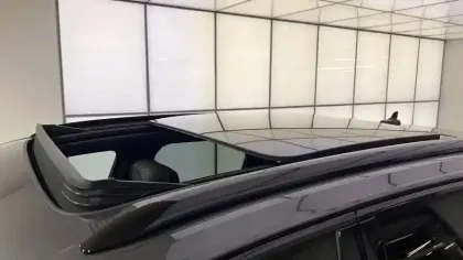 Photo 141 Volkswagen Touareg  3.0 V6 eHybrid 462 ch Tiptronic 8 4Motion