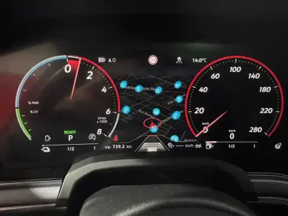 Photo 20 Volkswagen Touareg  3.0 V6 eHybrid 462 ch Tiptronic 8 4Motion