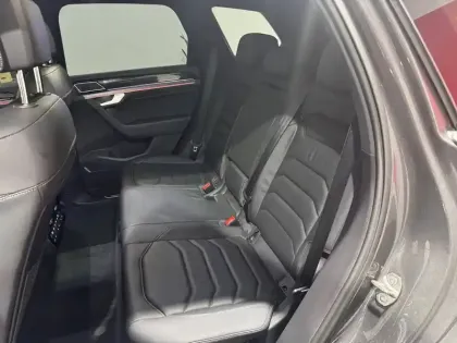 Photo 14 Volkswagen Touareg  3.0 V6 eHybrid 462 ch Tiptronic 8 4Motion