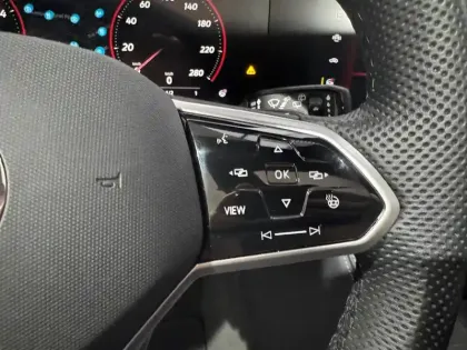 Photo 19 Volkswagen Touareg  3.0 V6 eHybrid 462 ch Tiptronic 8 4Motion