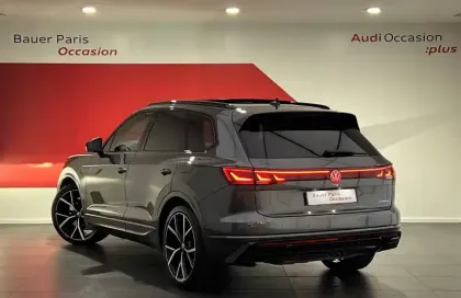 Photo 135 Volkswagen Touareg  3.0 V6 eHybrid 462 ch Tiptronic 8 4Motion