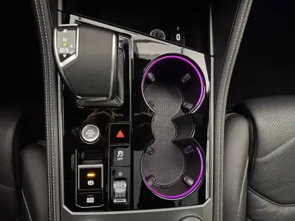 Photo 188 Volkswagen Touareg  3.0 V6 eHybrid 462 ch Tiptronic 8 4Motion