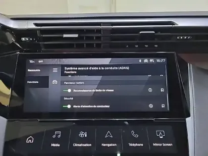 Photo 22 Peugeot 308  SW BlueHDi 130ch S&S EAT8