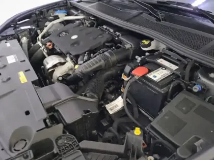 Photo 14 Peugeot 308  SW BlueHDi 130ch S&S EAT8