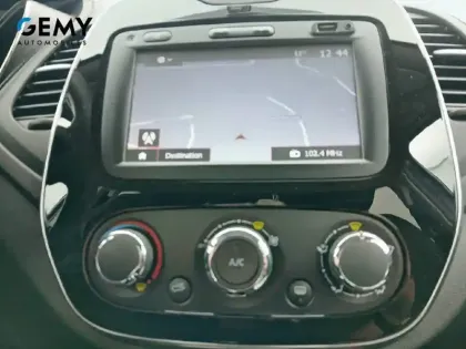 Photo 13 Renault Captur  TCe 90