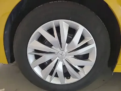 Photo 12 Peugeot 208  PureTech 75 S&S BVM5