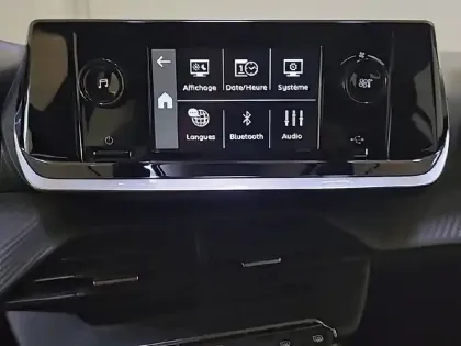 Photo 19 Peugeot 208  PureTech 75 S&S BVM5