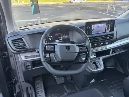 Photo 8 Peugeot Expert  CA FIXE M DIESEL 150 CH AUTOMATIQUE