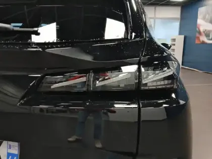 Photo 16 Peugeot 308  SW Hybrid 145 e-DCS6