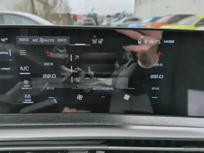 Photo 64 Peugeot 3008  Hybrid 145 e-DCS6