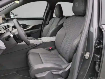 Photo 10 Peugeot 3008  Hybrid 145 e-DCS6