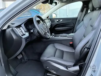 Photo 15 Volvo Xc60  T6 AWD Hybride rechargeable 253 ch+145 ch Geartronic 8