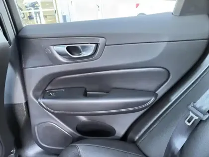 Photo 30 Volvo Xc60  T6 AWD Hybride rechargeable 253 ch+145 ch Geartronic 8