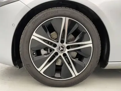 Photo 17 Mercedes Classe A  180 d 8G-DCT