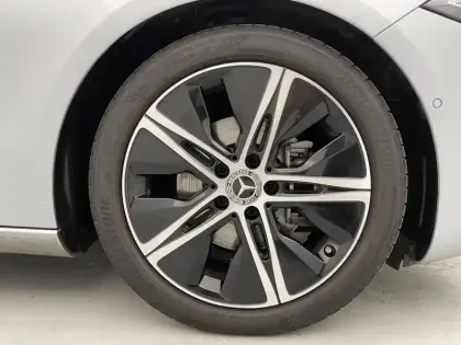 Photo 12 Mercedes Classe A  180 d 8G-DCT