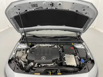 Photo 19 Mercedes Classe A  180 d 8G-DCT