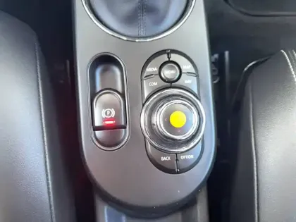 Photo 27 Mini Mini Hatch 3 Portes Cooper SE 184 ch